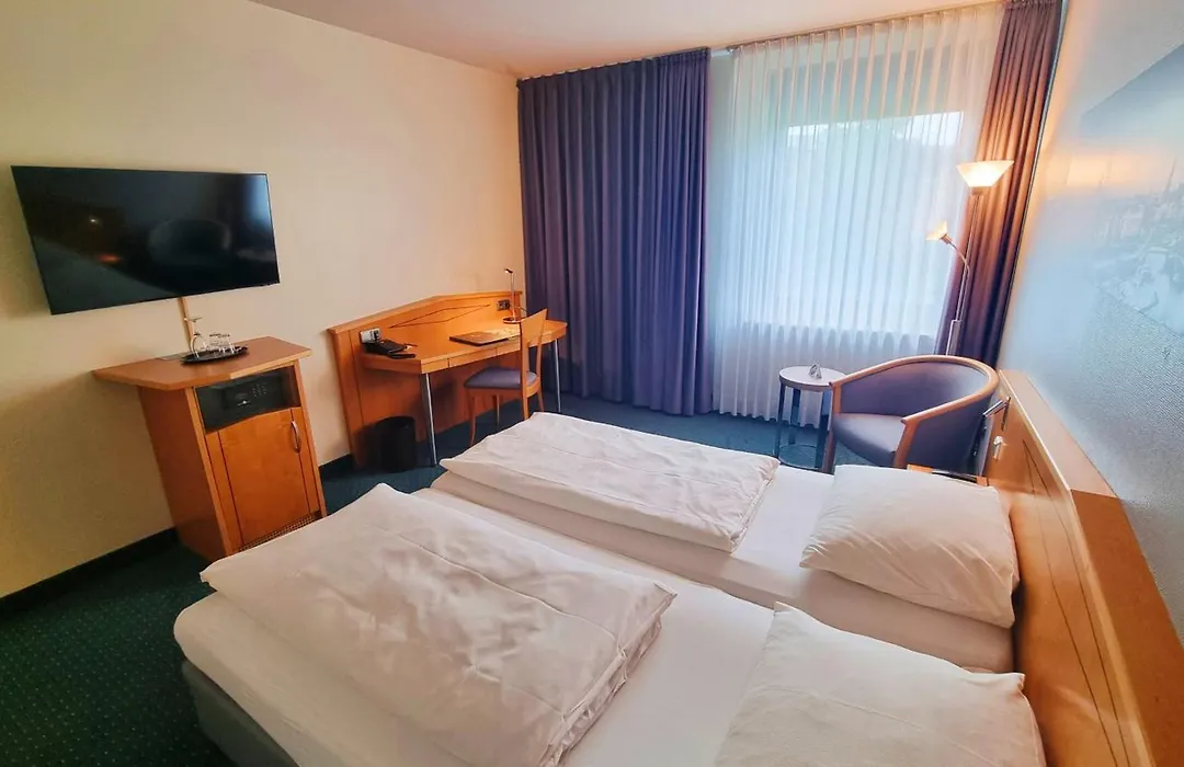 Hotel Panorama Hamburg-Harburg-1